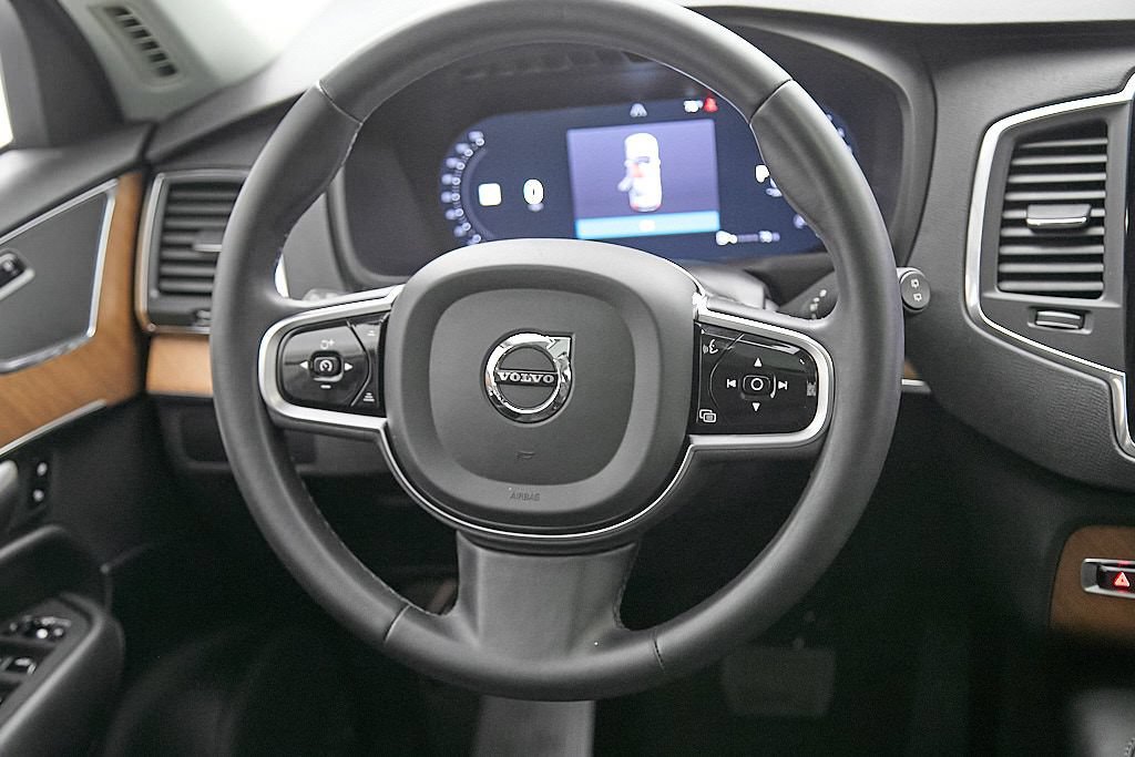 Certified 2023 Volvo XC90 B6 Core w/ Protection Package Premier AWD/4WD image 28