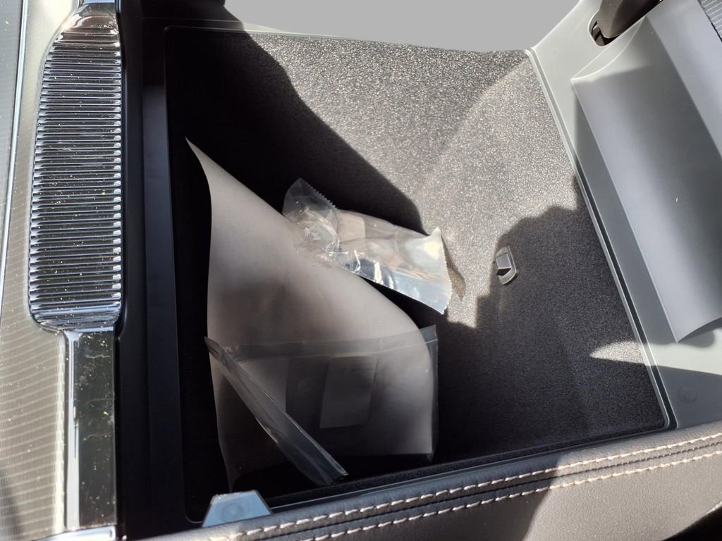 New 2026 Jeep Grand Wagoneer Summit image 14