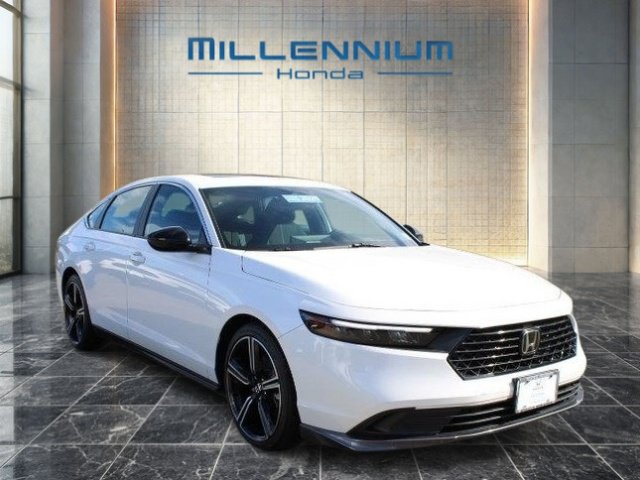 Used 2025 Honda Accord Sport image 7