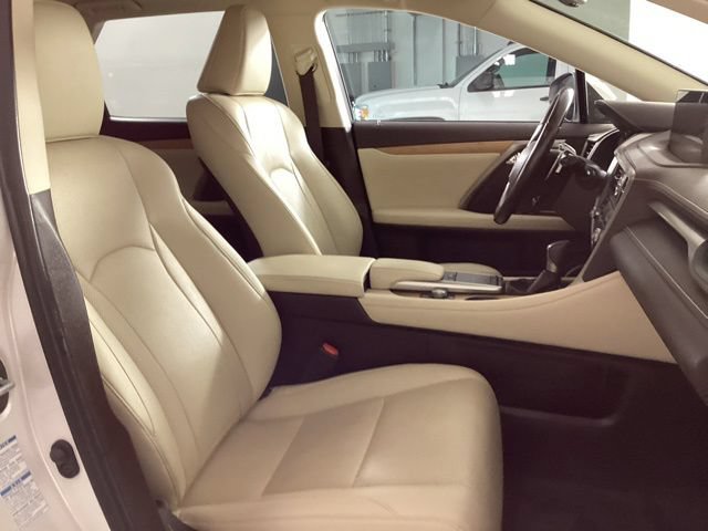 Used 2020 Lexus RX 350L Premium w/ Premium Package AWD/4WD image 18