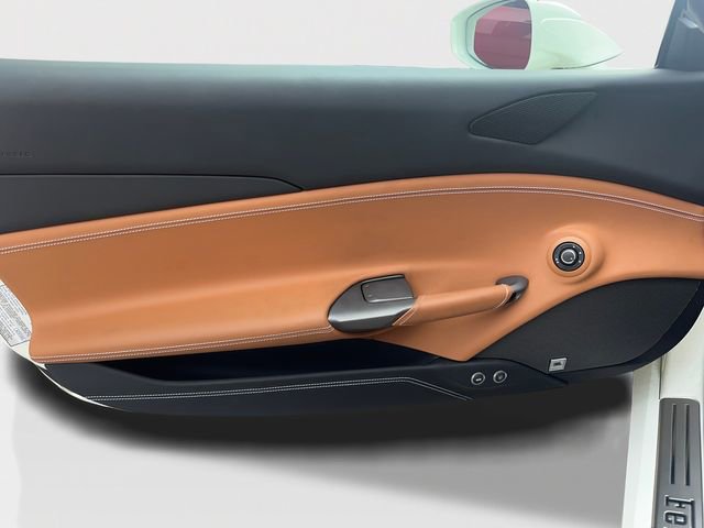 Used 2017 Ferrari 488 Spider image 24