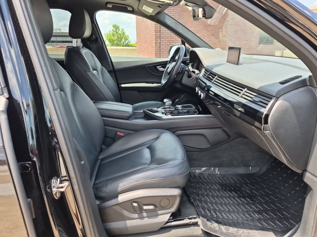 Used 2018 Audi Q7 3.0T Premium Plus w/ Premium Plus Package AWD/4WD image 20