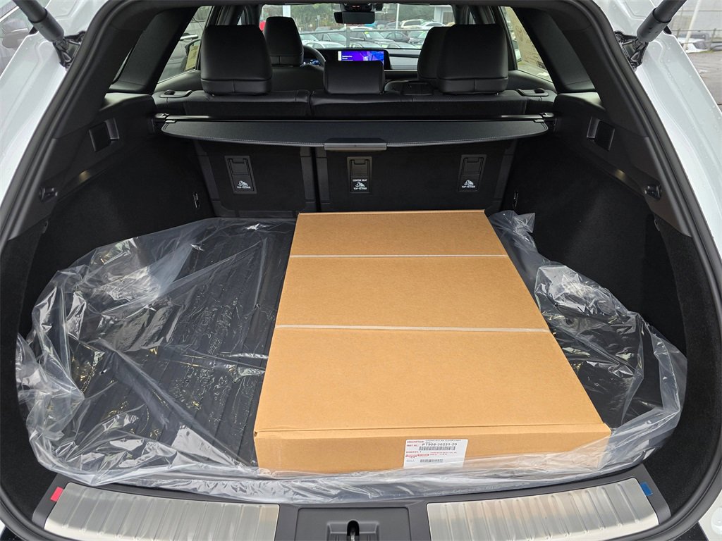 New 2025 Toyota Crown Signia image 16