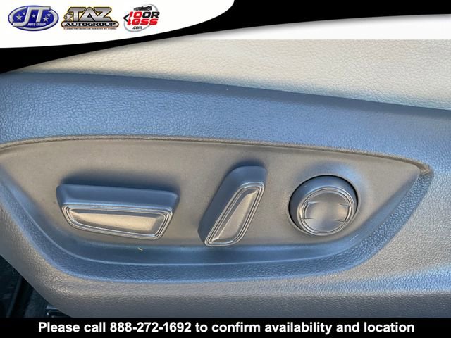 Used 2019 Toyota Camry XSE image 11