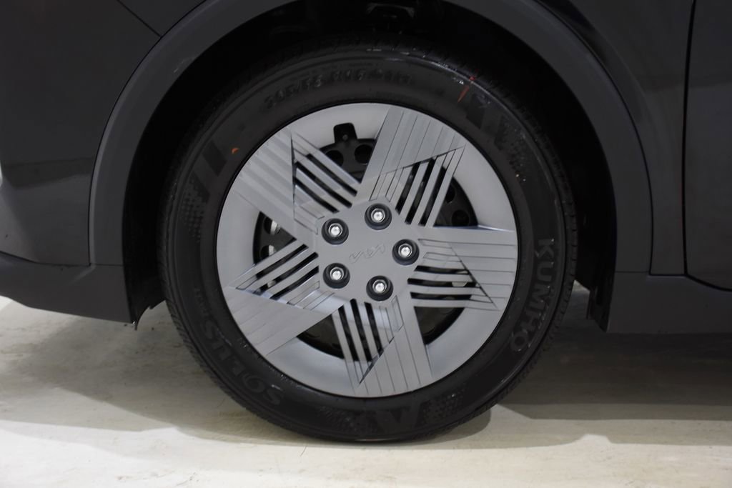 New 2026 Kia K4 LX image 6