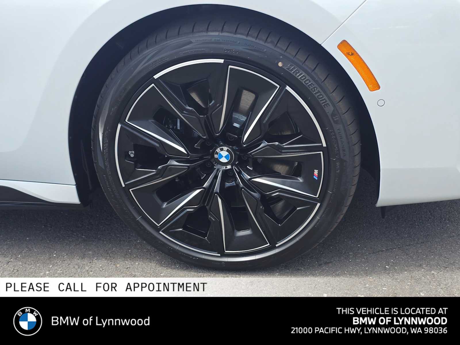 New 2026 BMW i7 xDrive60 AWD/4WD image 9