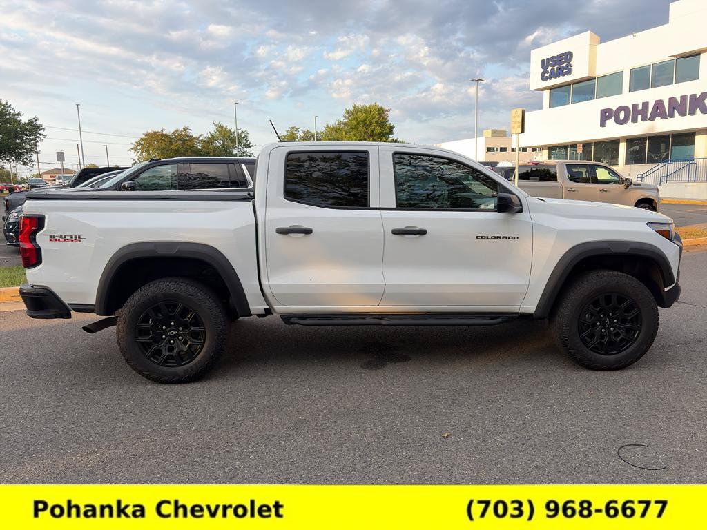 Used 2023 Chevrolet Colorado Trail Boss w/ Advanced Trailering Package AWD/4WD image 8
