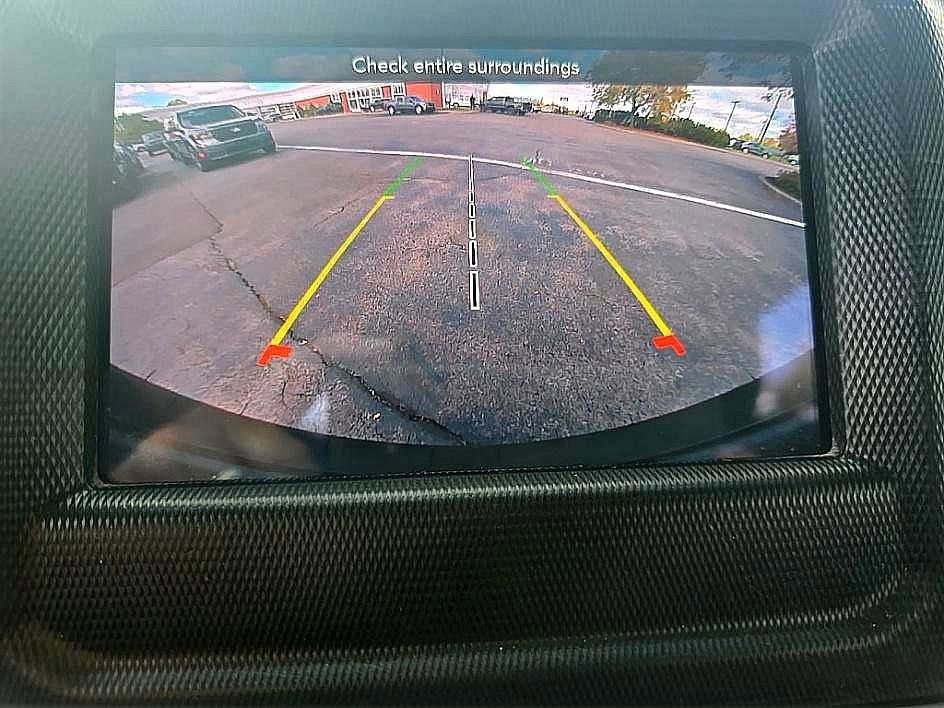 Used 2022 Jeep Wrangler Sport image 21