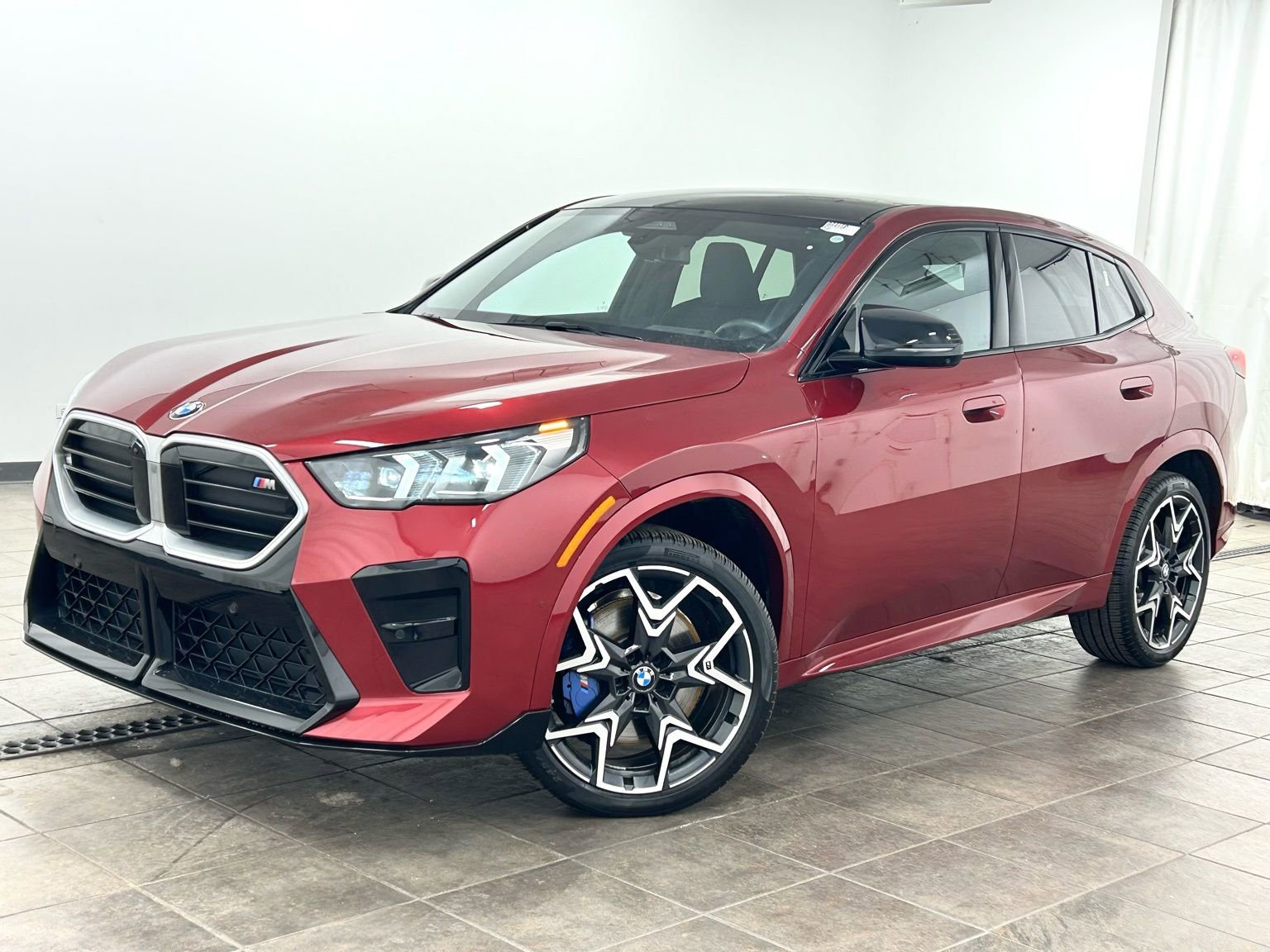 Used 2025 BMW X2 M35i AWD/4WD image 1