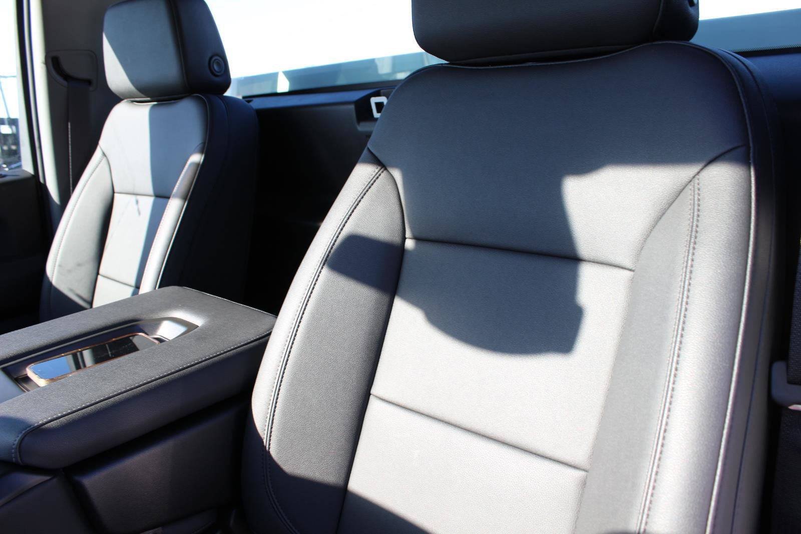 New 2024 GMC Sierra 2500 Pro image 19