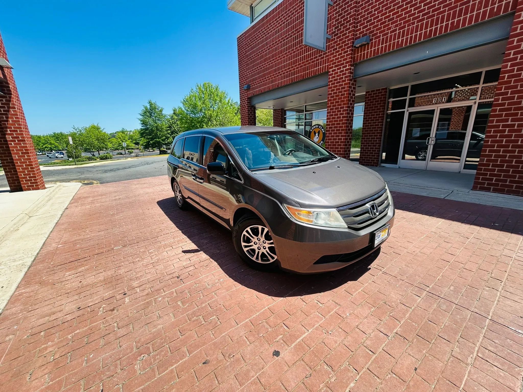 Used 2013 Honda Odyssey EX image 1