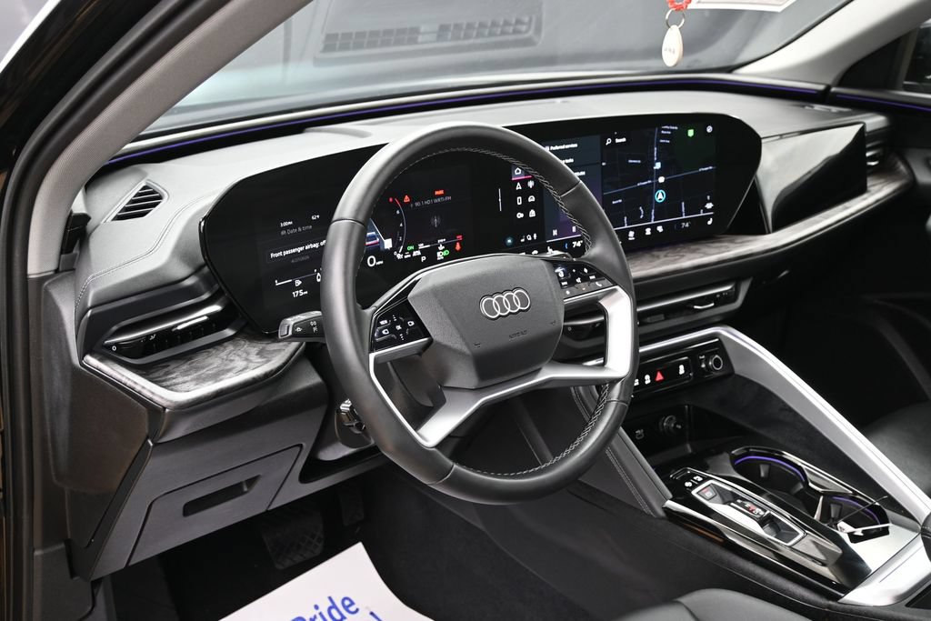 Used 2025 Audi Q5 Premium w/ Convenience Package AWD/4WD image 19