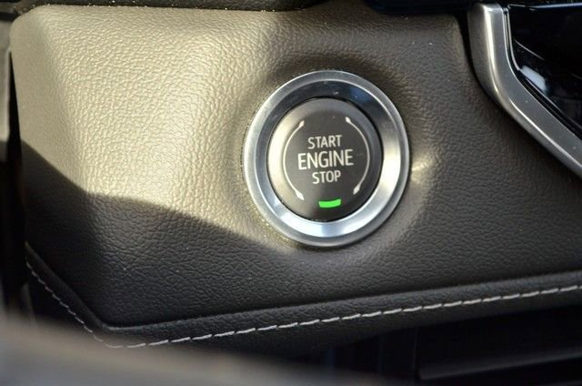Used 2024 Chevrolet Colorado LT w/ LT Convenience Package II AWD/4WD image 27