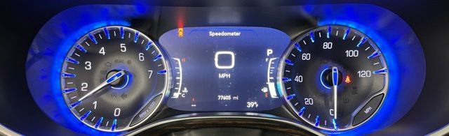 Used 2023 Chrysler Pacifica Limited FWD image 27