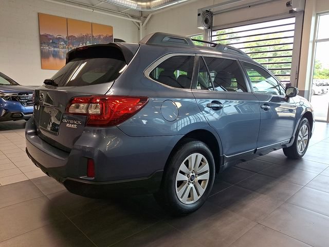 Used 2017 Subaru Outback 2.5i Premium AWD/4WD image 6