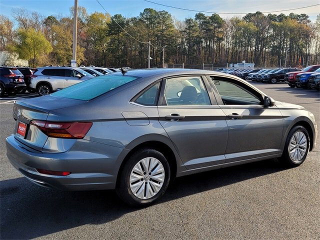 Used 2019 Volkswagen Jetta S image 3