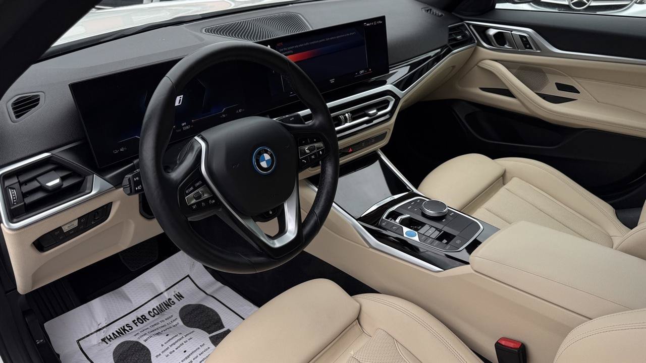 Used 2023 BMW i4 eDrive35 w/ Premium Package RWD image 28