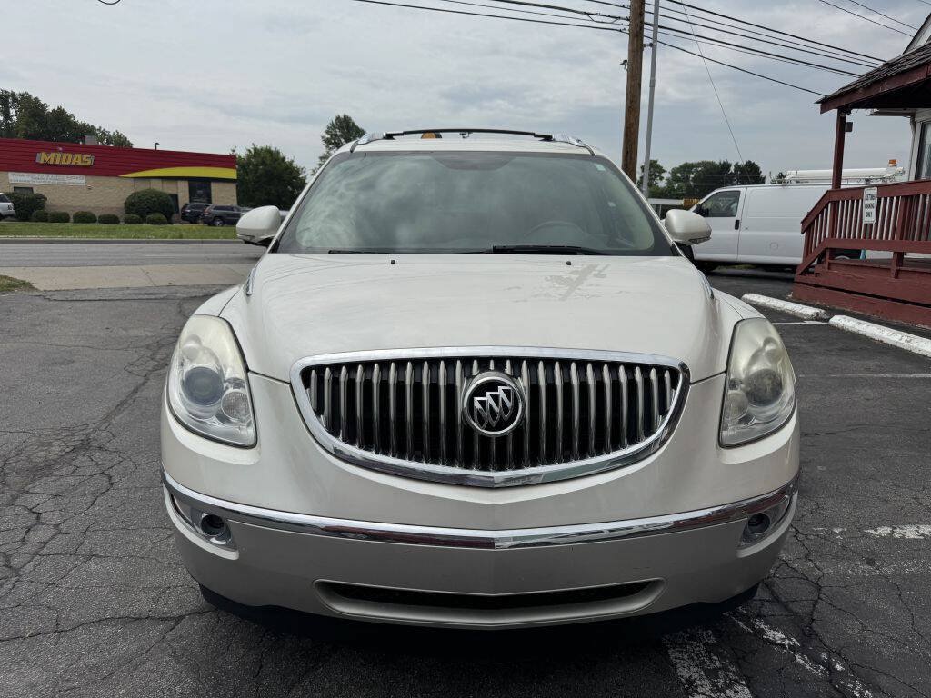Used 2011 Buick Enclave CXL FWD image 2