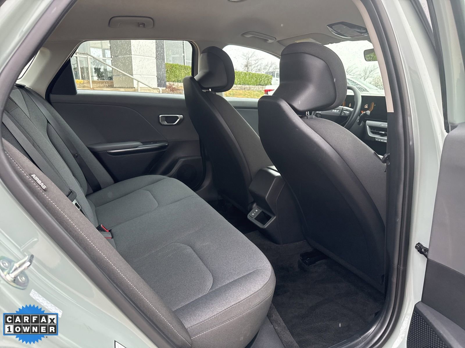 Used 2025 Kia K4 LXS image 28