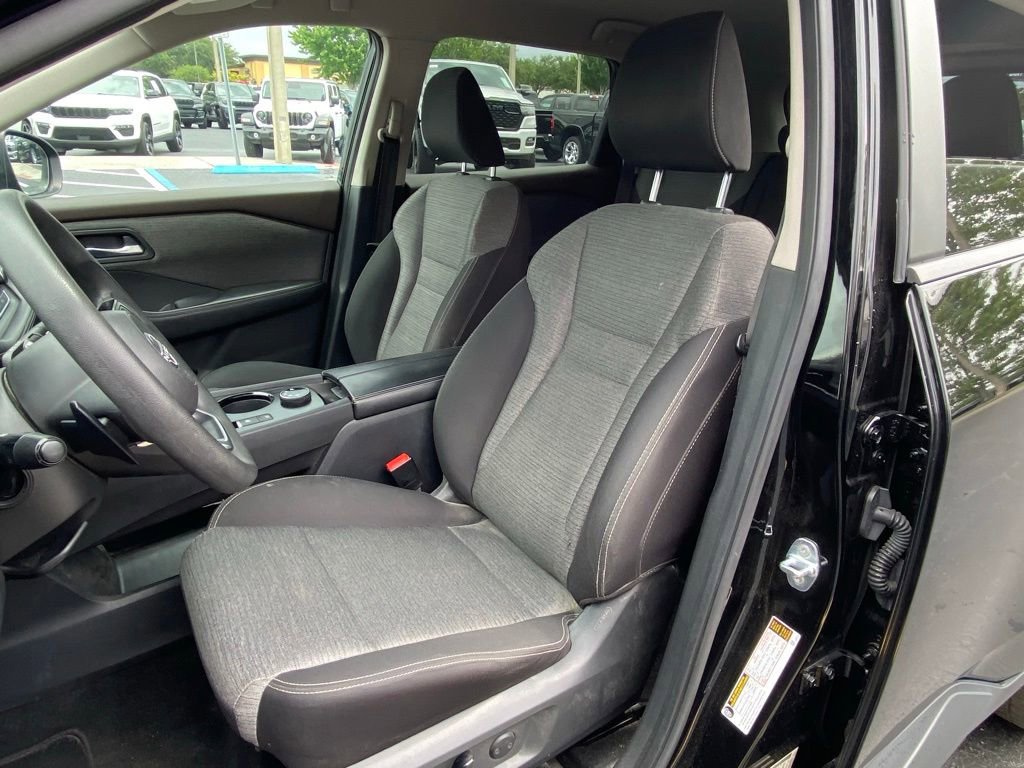Used 2022 Nissan Rogue SV AWD/4WD image 15