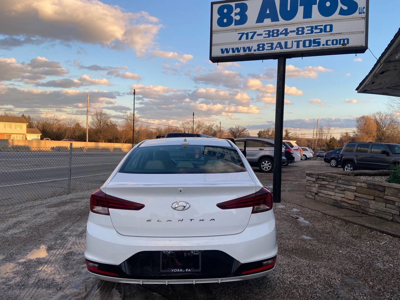 Used 2019 Hyundai Elantra SEL image 5