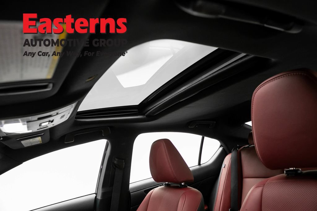 Used 2022 Lexus IS 300 AWD w/ Premium Package image 35
