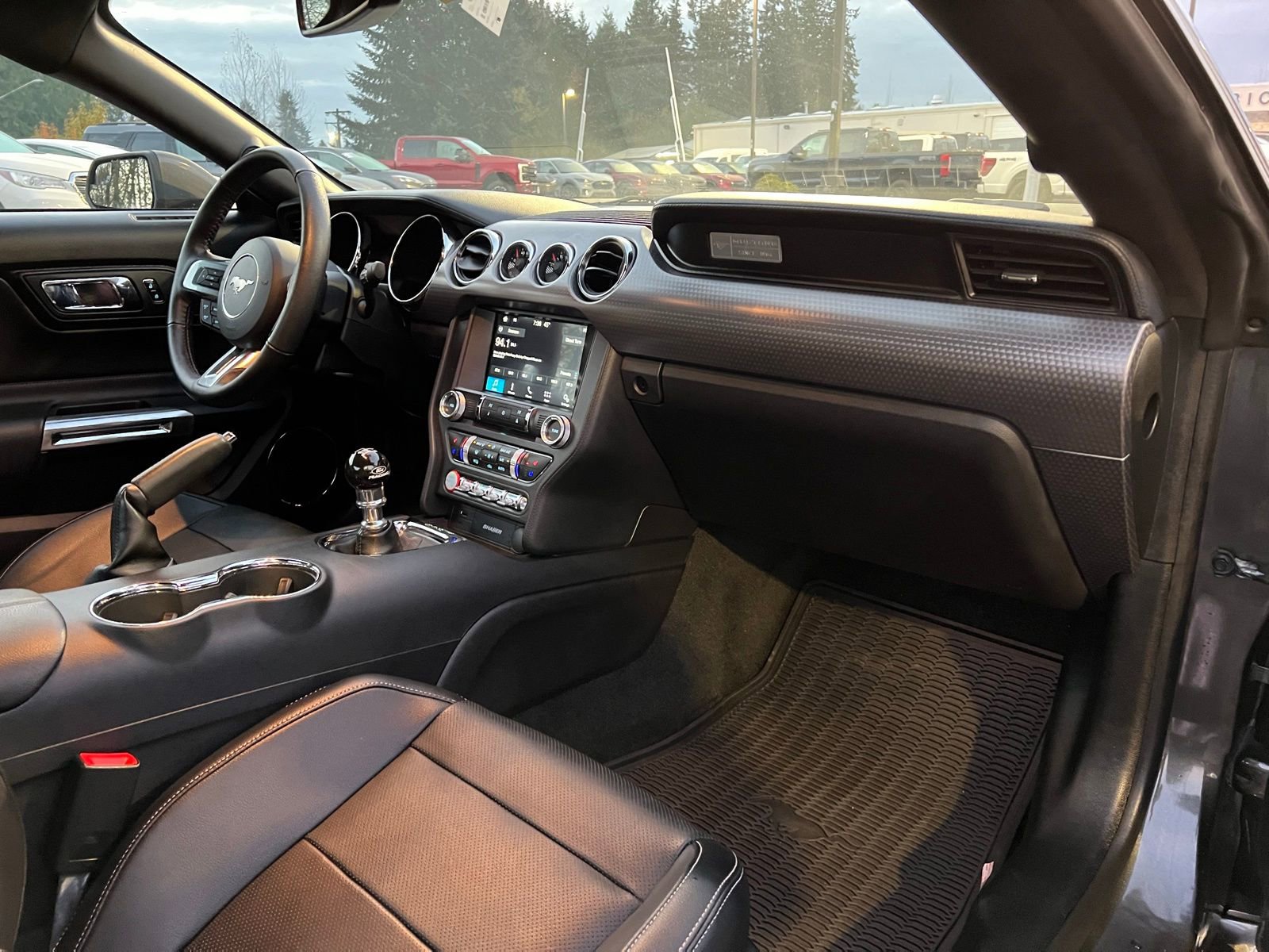 Used 2017 Ford Mustang GT Premium w/ GT Performance Package image 17