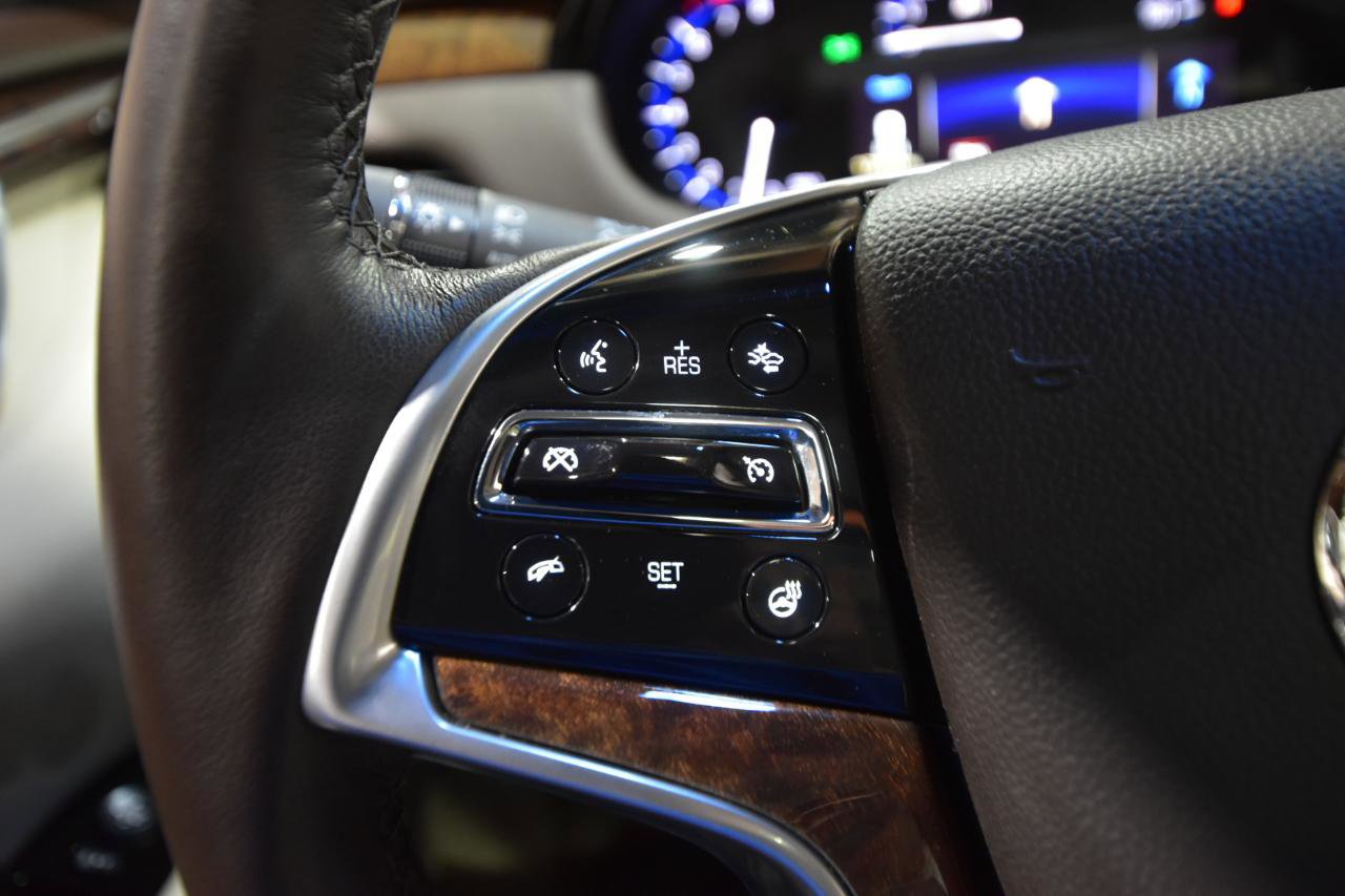 Used 2013 Cadillac XTS Luxury w/ Driver Awareness Package FWD image 16