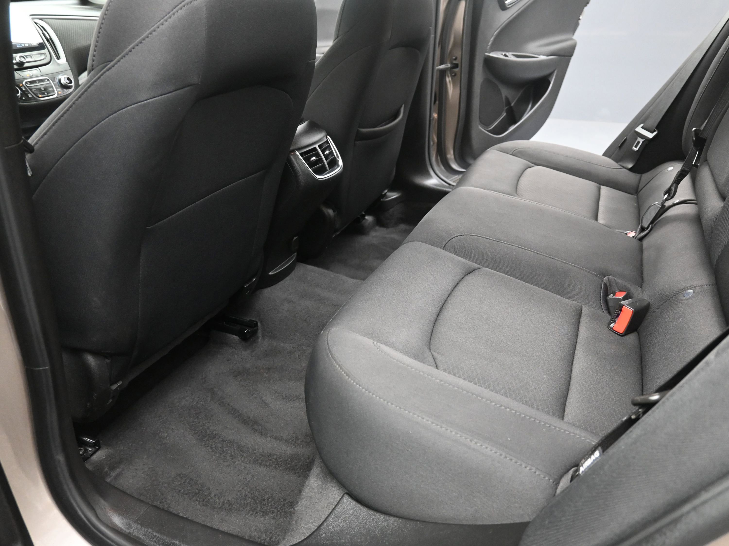 Used 2024 Chevrolet Malibu LT image 26