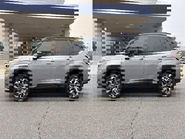 Certified 2025 Subaru Forester Touring w/ Touring Package image 6