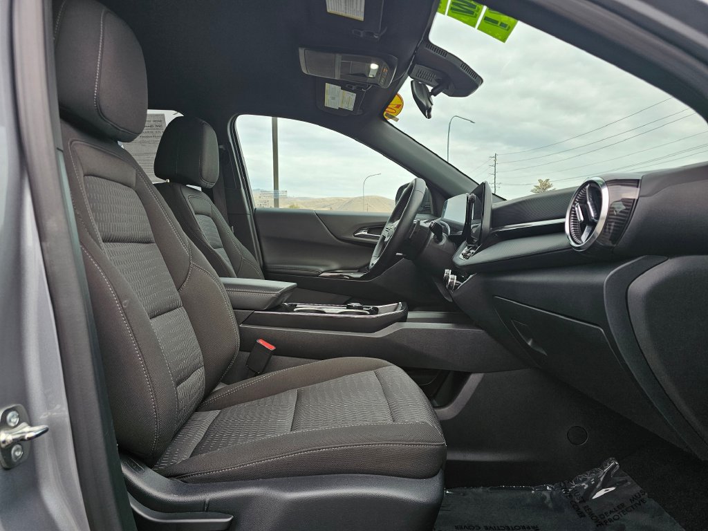 Certified 2026 Chevrolet Equinox LT AWD/4WD image 17