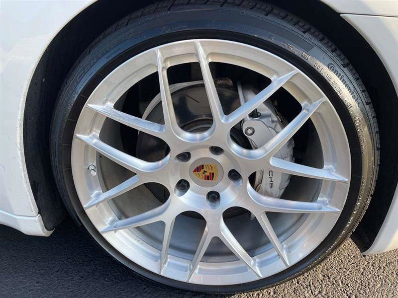 Used 2014 Porsche Panamera 4S image 39