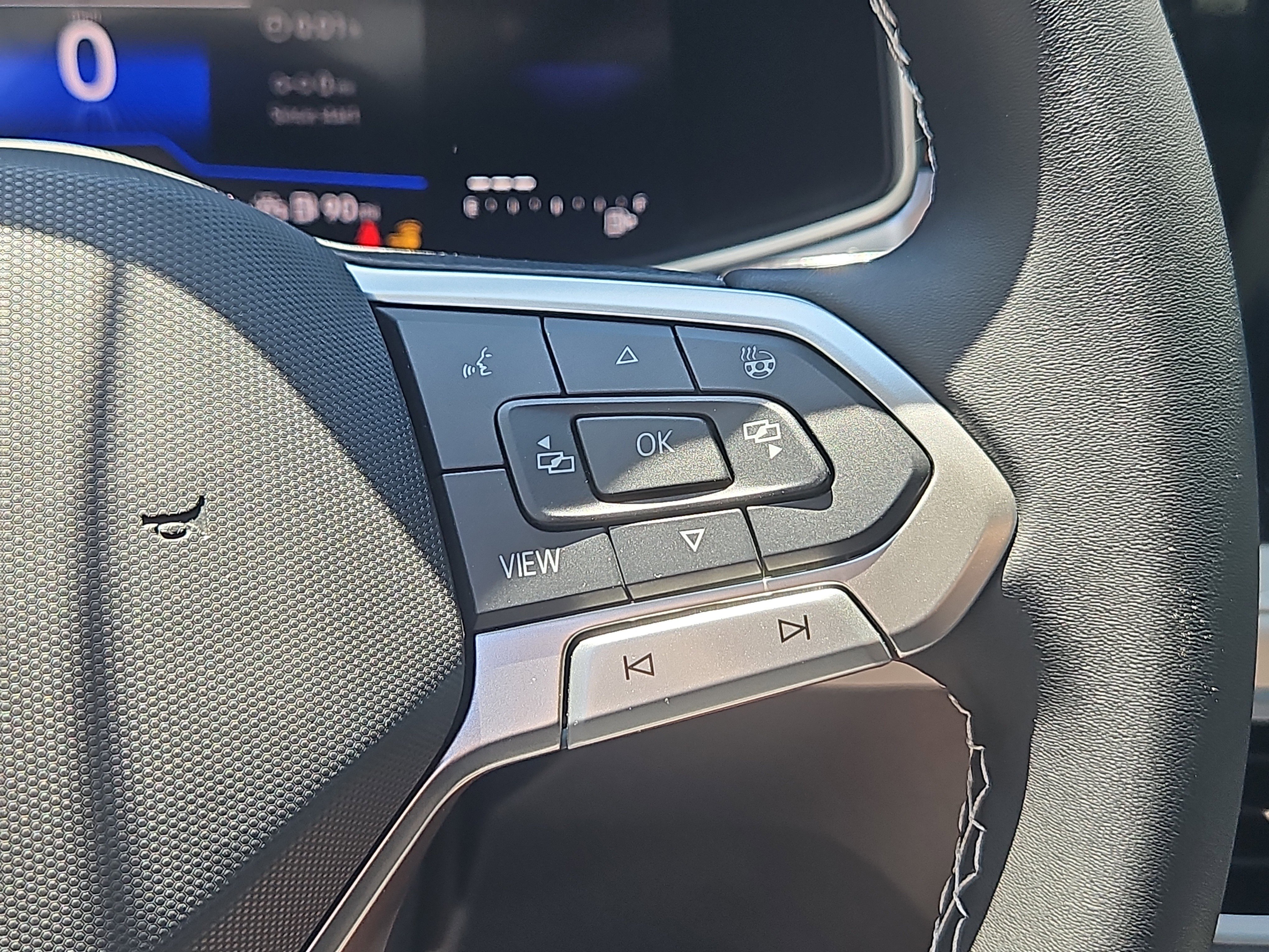 New 2026 Volkswagen Taos SE AWD/4WD image 14