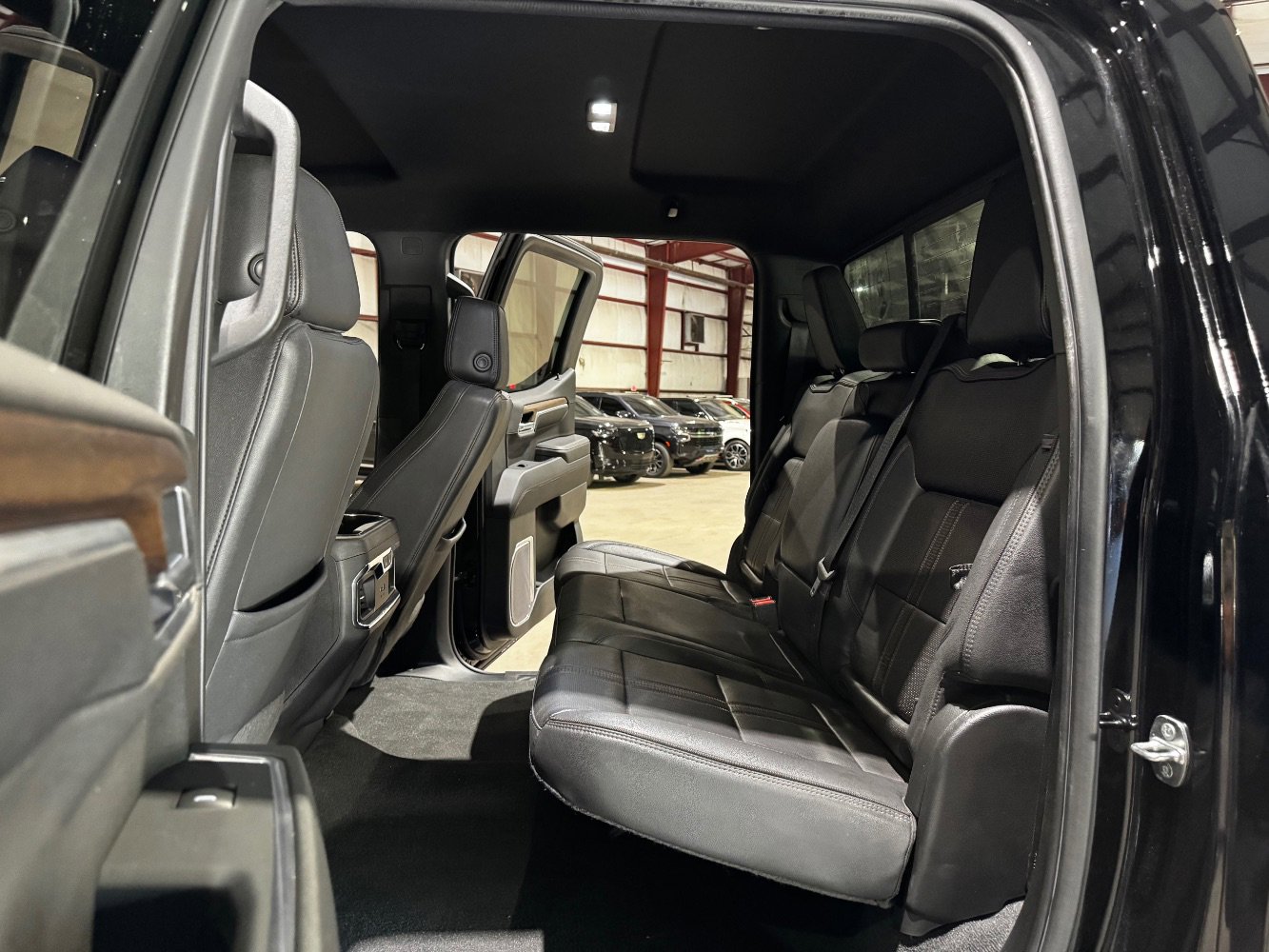 Used 2022 Chevrolet Silverado 1500 High Country image 17