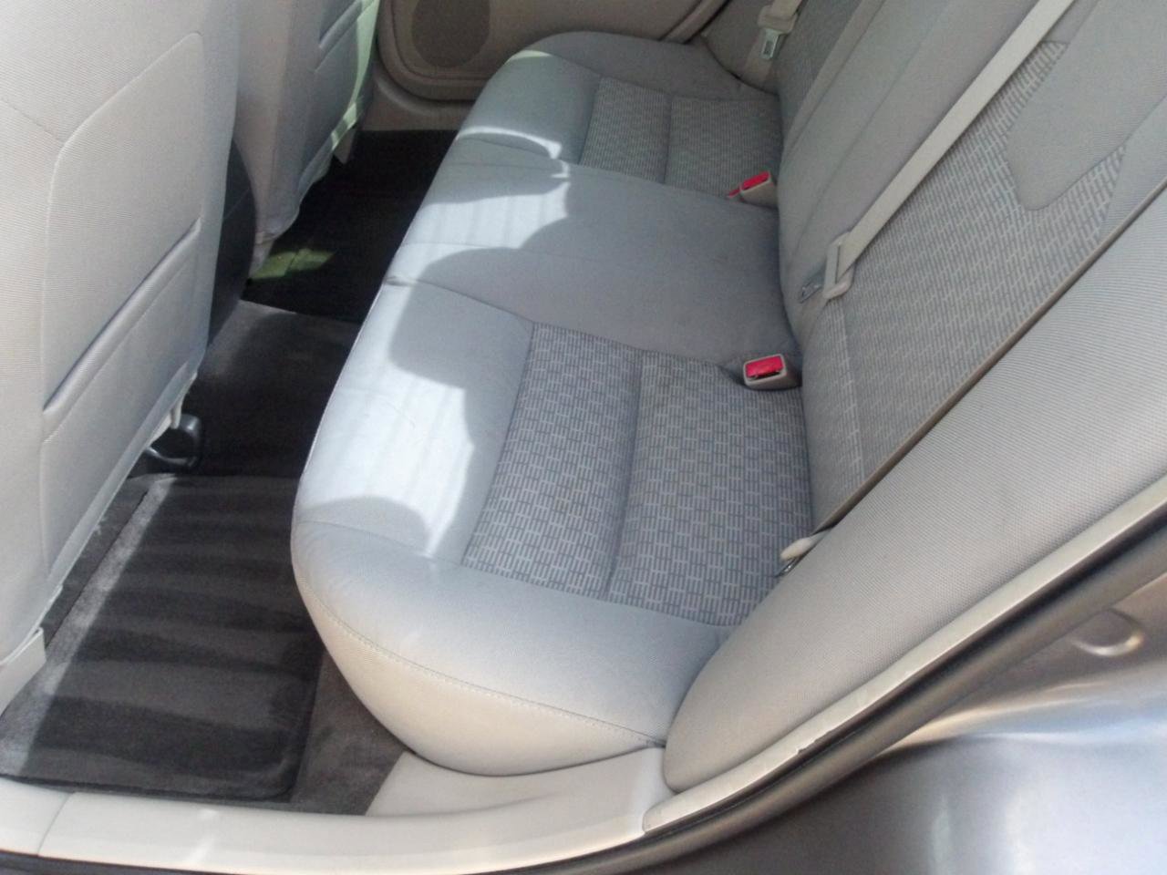 Used 2012 Ford Fusion SE FWD image 17