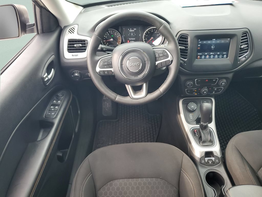 Used 2020 Jeep Compass Sport w/ Cold Weather Group AWD/4WD image 12