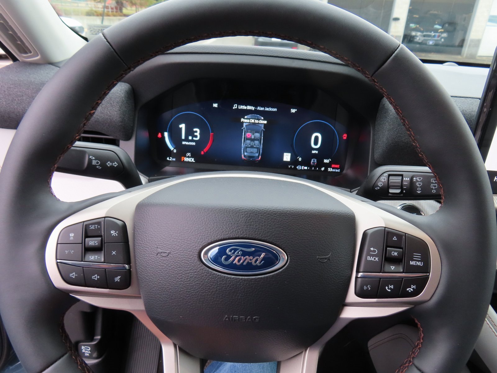 New 2026 Ford Explorer Active w/ Active Comfort Package image 9