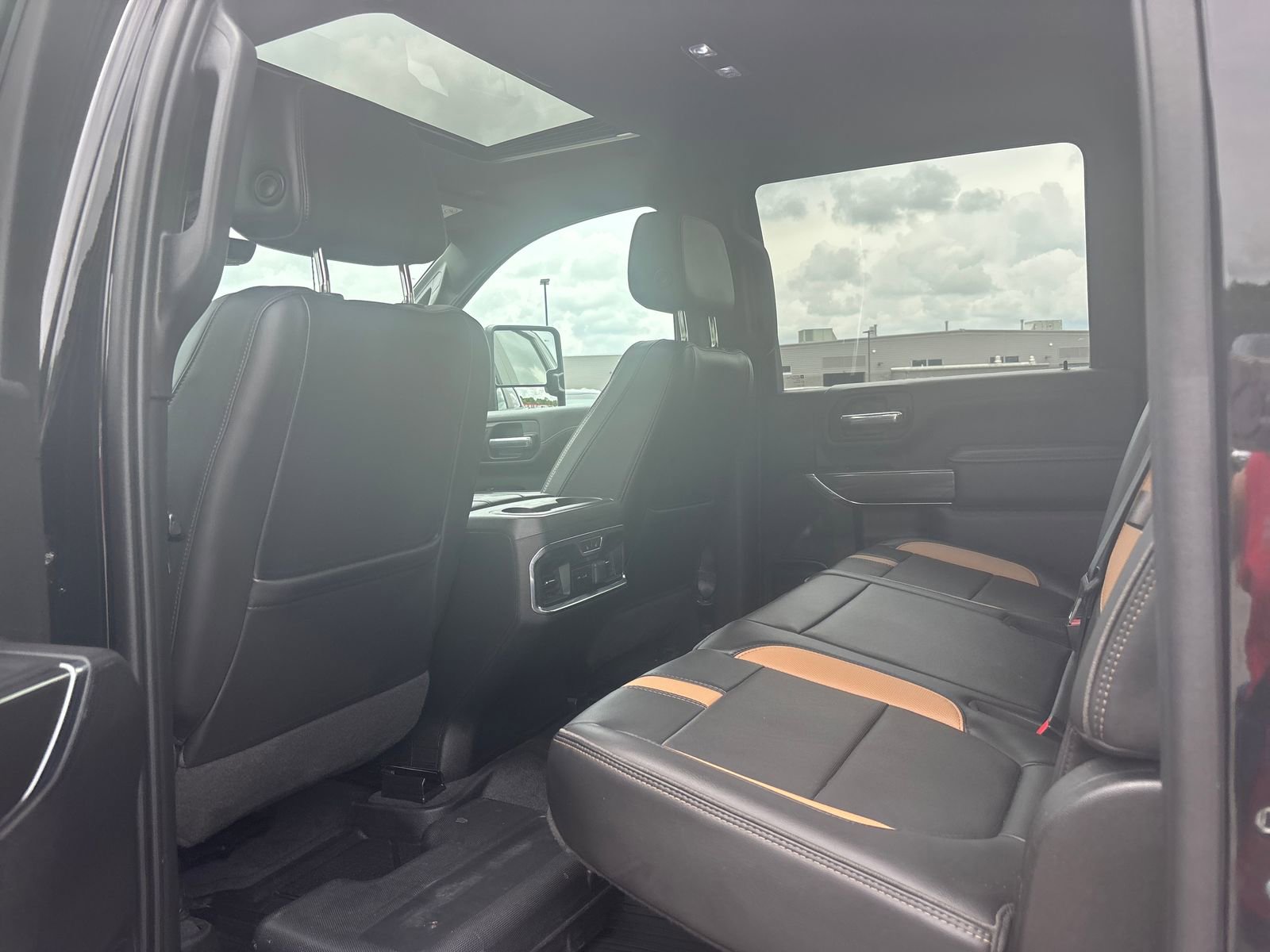 Used 2022 Chevrolet Silverado 2500 LTZ w/ Carhartt Edition AWD/4WD image 12