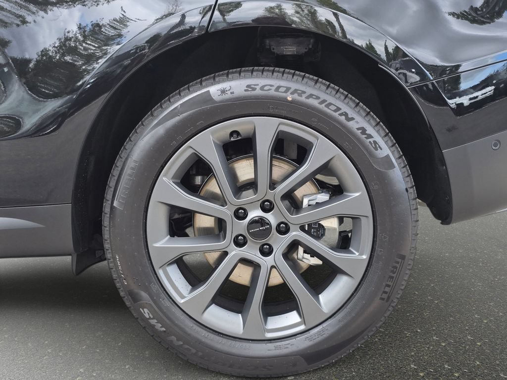 New 2026 Land Rover Range Rover Sport SE AWD/4WD image 34
