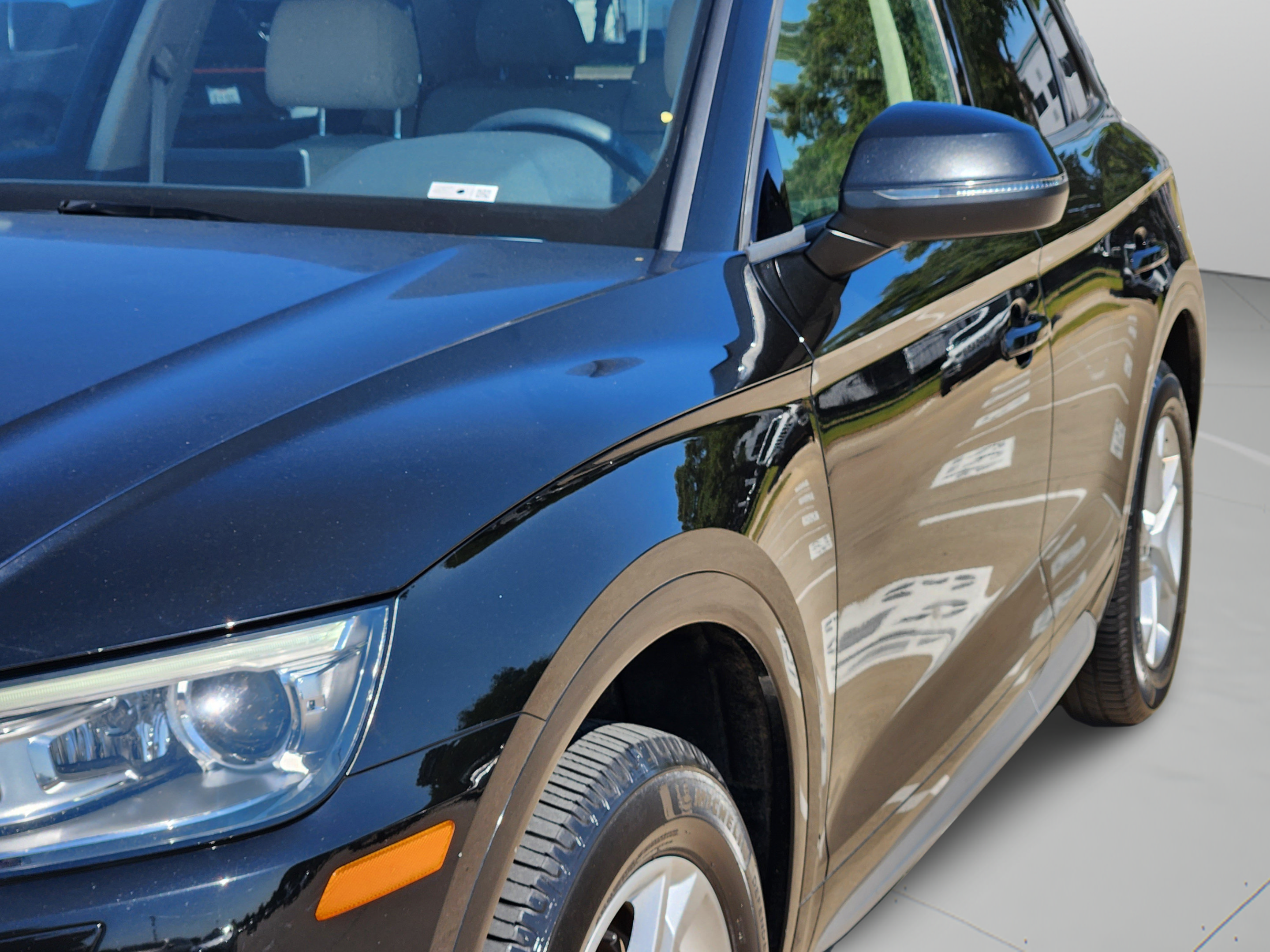 Used 2018 Audi Q5 2.0T Premium AWD/4WD image 35