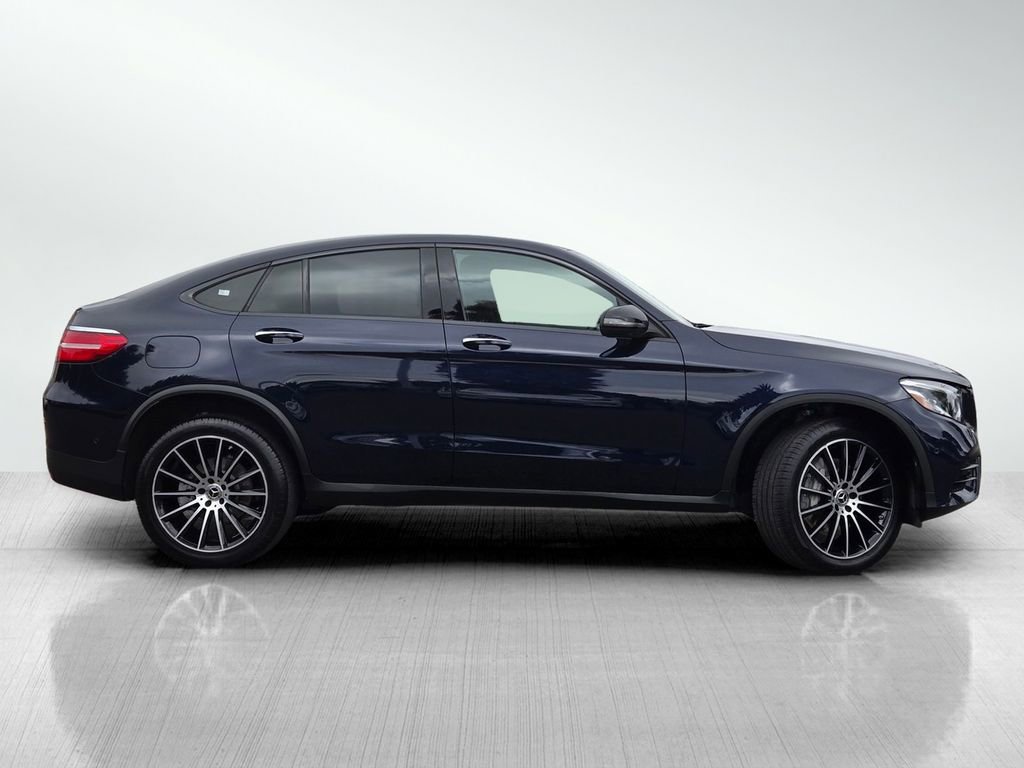 Used 2019 Mercedes-Benz GLC 300 4MATIC Coupe image 4