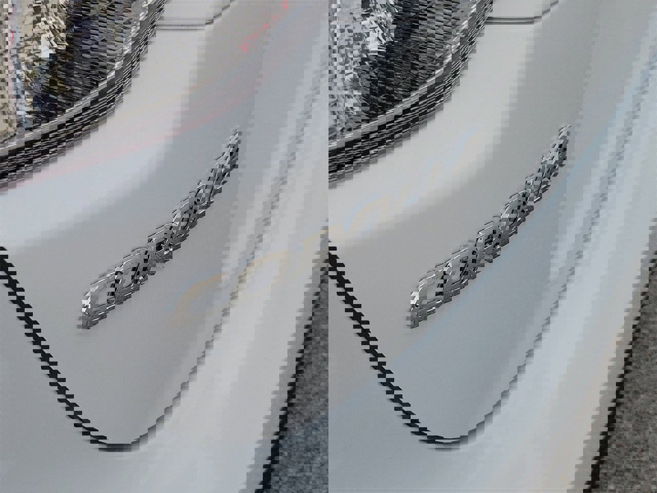 Used 2025 Toyota Corolla LE image 6