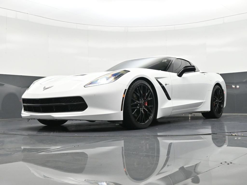 Used 2015 Chevrolet Corvette Stingray Coupe image 25