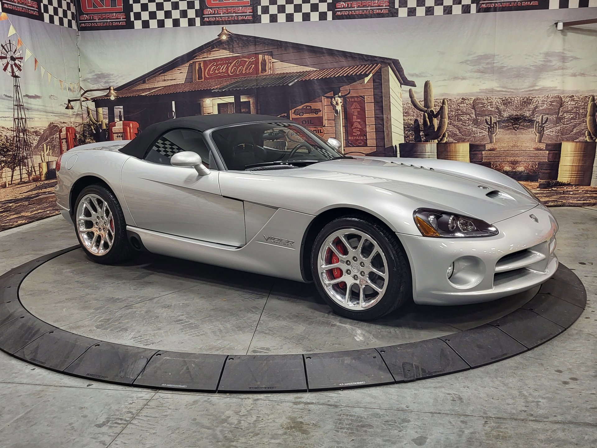 Used 2005 Dodge Viper SRT-10 image 5