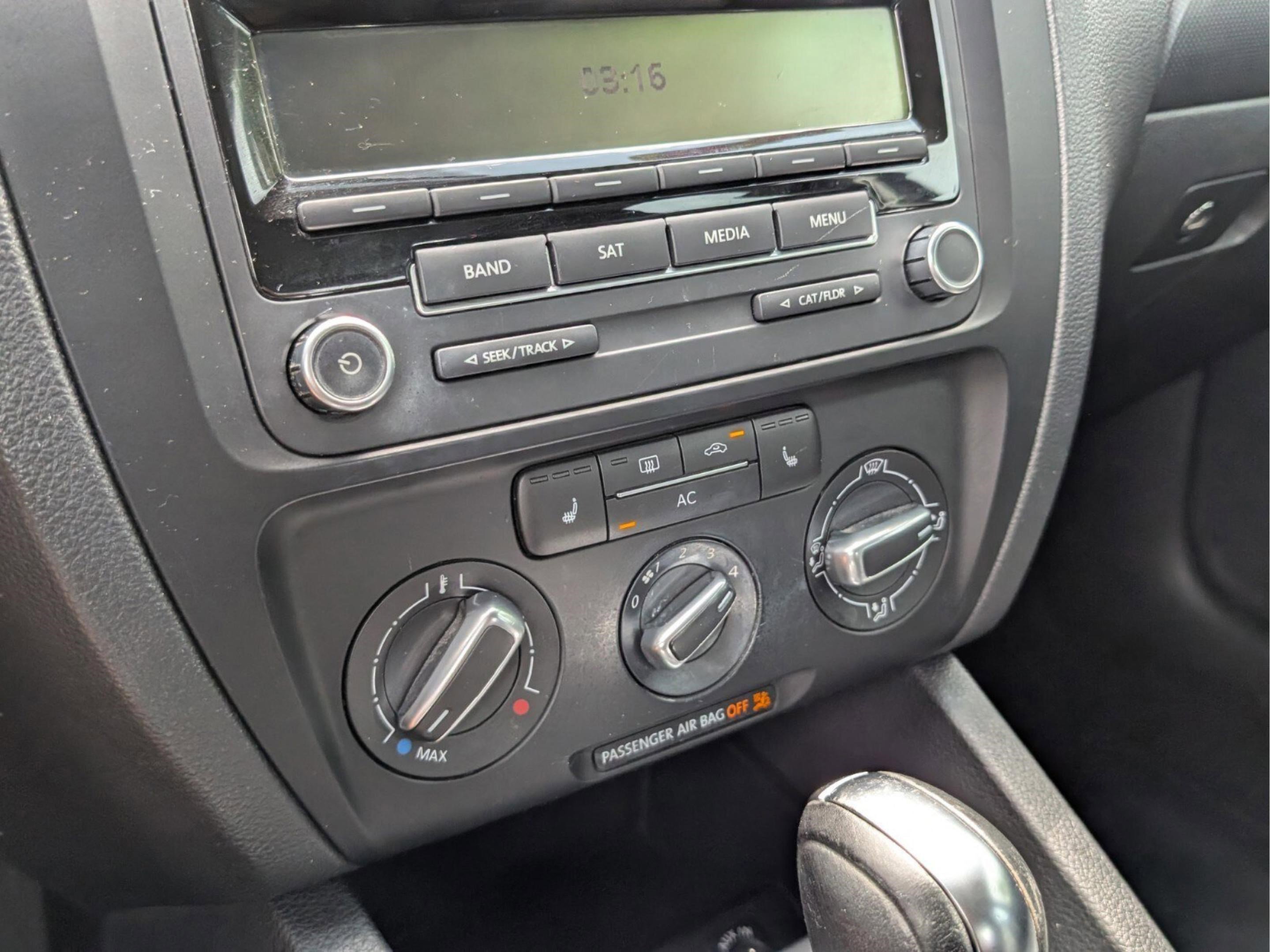 Used 2012 Volkswagen Jetta SE FWD image 37