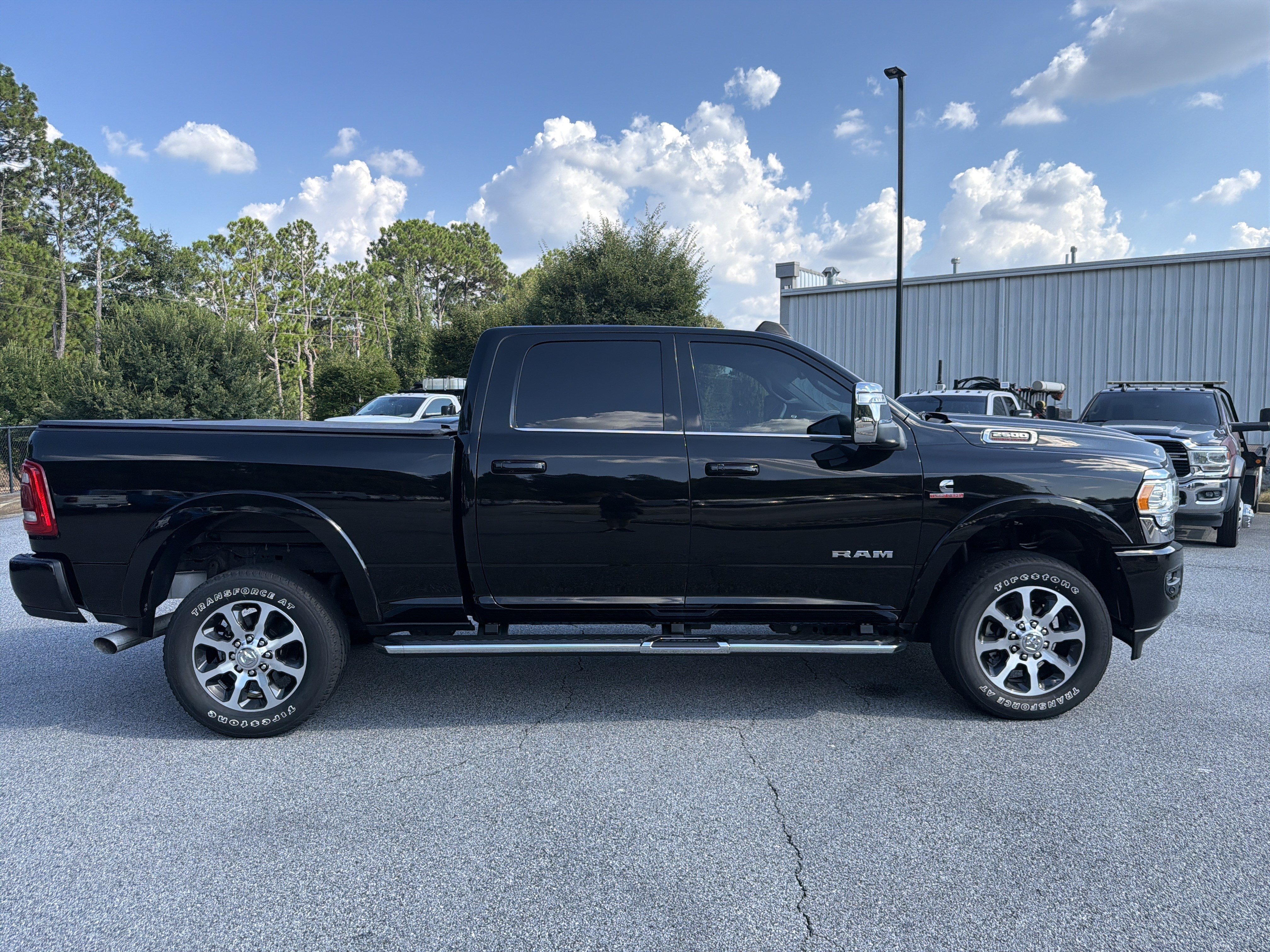 Used 2023 RAM 2500 Limited AWD/4WD image 9