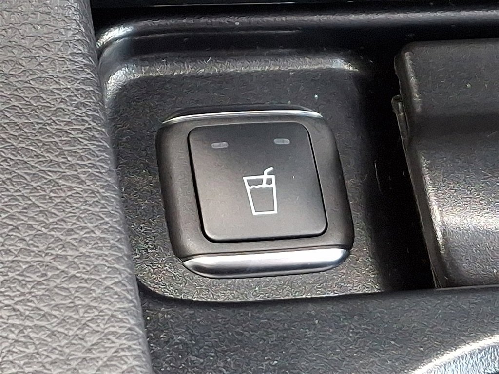 Used 2018 Mercedes-Benz GLE 550e 4MATIC image 26