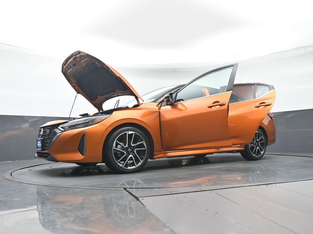 Used 2024 Nissan Sentra SR w/ SR Premium Package image 44