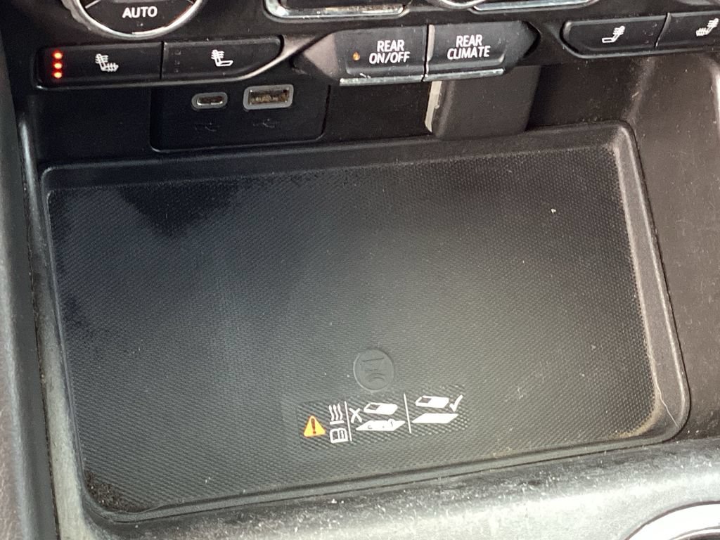 Used 2021 Chevrolet Suburban Z71 AWD/4WD image 46