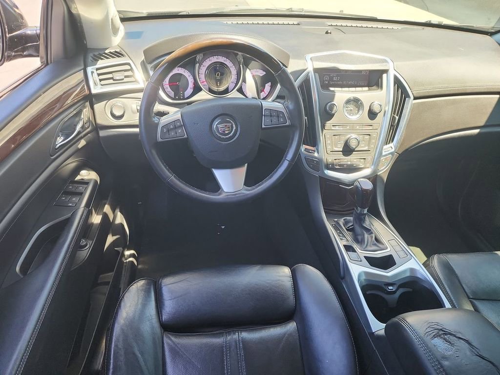 Certified 2012 Cadillac SRX Luxury FWD image 10
